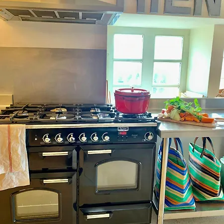 Character House With Pool In Ardeche Vakantiehuis